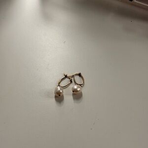 Mejuri Gold Pearl Earrings